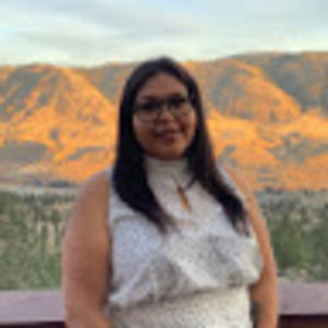 Meet your Posher, Alexandra